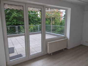 Düsseldorf-Gerresheim: 3 Zimmer-Wohnung mit großem Balkon, Aufzug, PKW-Tiefgaragenstellplatz und zwei Klimaanlagen - Südbalkon.png