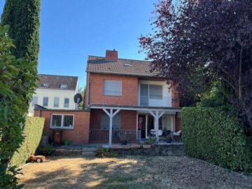 Freistehendes Einfamilienhaus mit Garten - Ansicht Garten